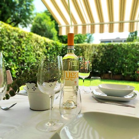 Apartament La Casa Di Cele Desenzano del Garda Zewnętrze zdjęcie